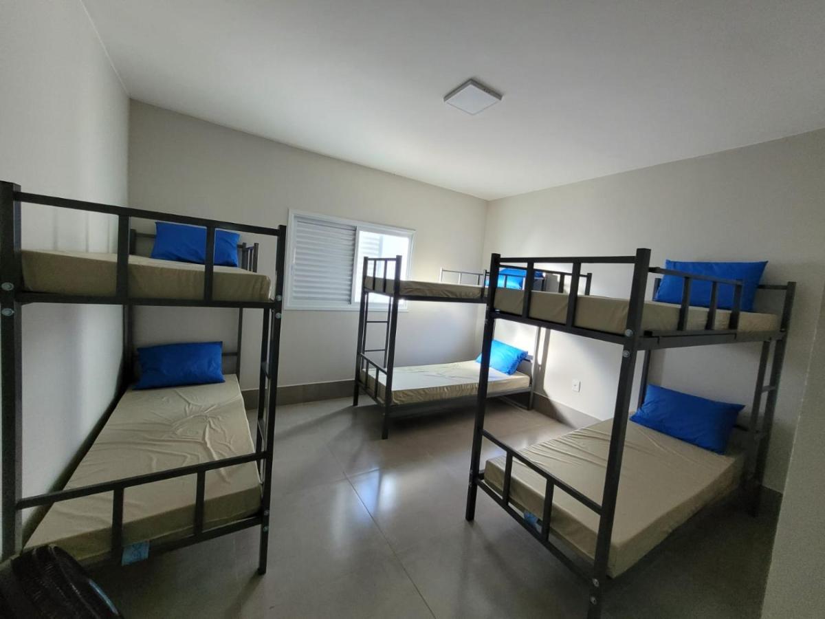 Apartamento Confortavel Para Ate 6 Pessoas, Sao 10 Unidades, Excelente Custo Beneficio Uberaba Luaran gambar